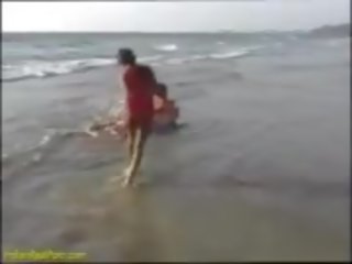 Indijke plaža zabavno s srečna konec, brezplačno umazano posnetek 88
