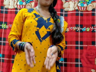 Indiai csinos punjabi édesem van kemény trágár videó -val devar | xhamster