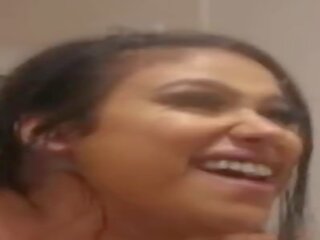 Randi इंडियन गड़बड़ में बातरूम, फ्री एचडी x गाली दिया चलचित्र b1 | xhamster