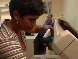 مكتب تنظيف هندي خادمة -bymonique