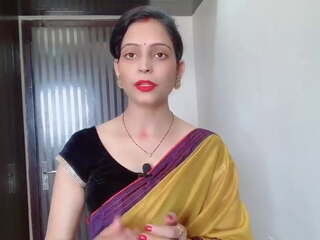 Ấn độ desi bhabhi mặc vàng saree trong trước của. | xhamster