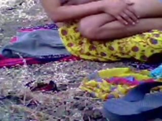 Warga india remaja skandal dalam taman oleh gracesmith18